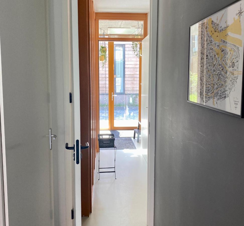 Private Studio With Free Car Parking Amsterdam Dış mekan fotoğraf