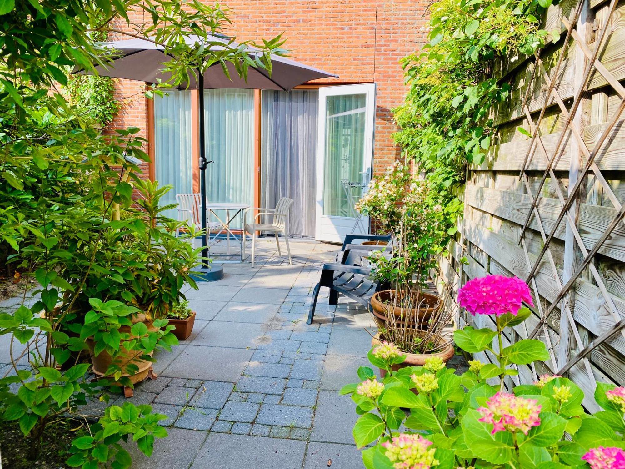 Private Studio With Free Car Parking Amsterdam Dış mekan fotoğraf